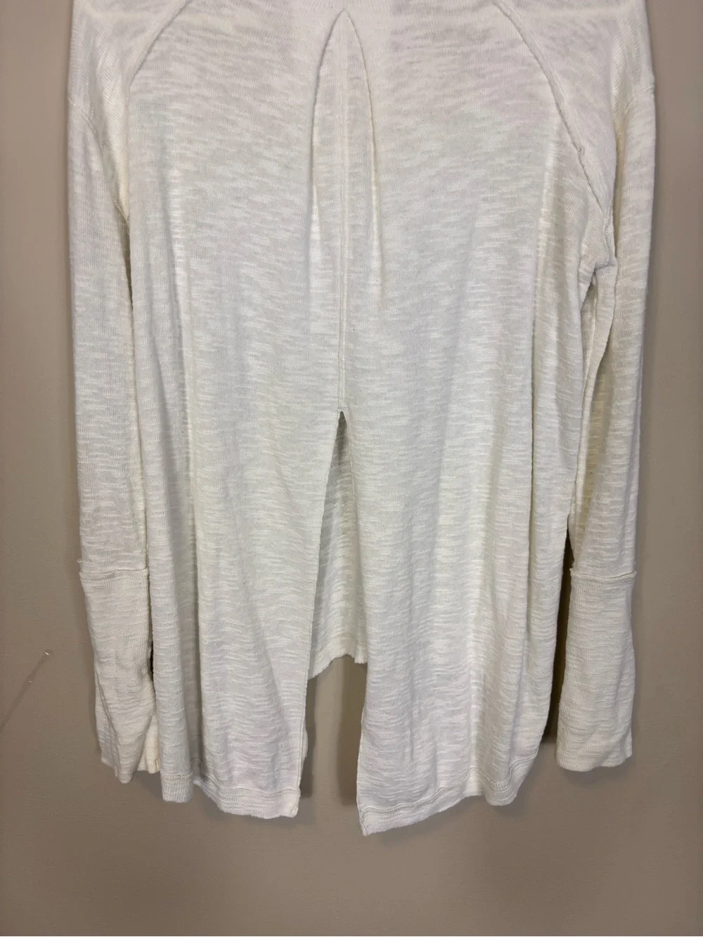 Free People We The Free Off-White Turtle Neck Long Sleeve Slit Back Top Small